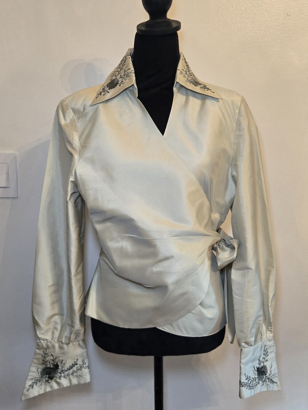 Marisa Baratelli Pale Green Thai Silk Wrap Blouse Size 12